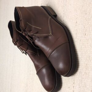 Johnston & Murphy Brown Leather Lace-Up Boots (10.5M)